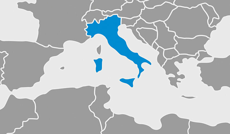 Mapa mundial marcado en azul para Italia